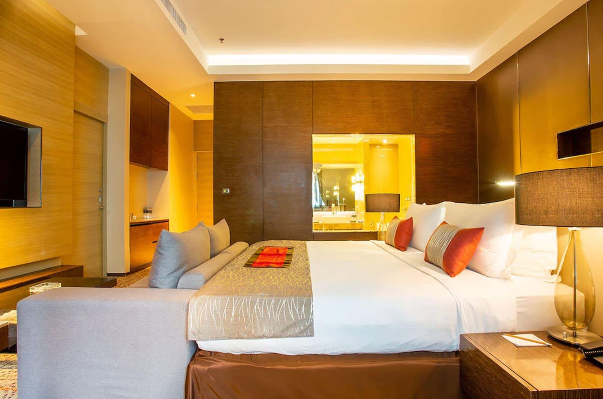 Graceland Bangkok By Grace Hotel - Sha Extra Plus Extérieur photo