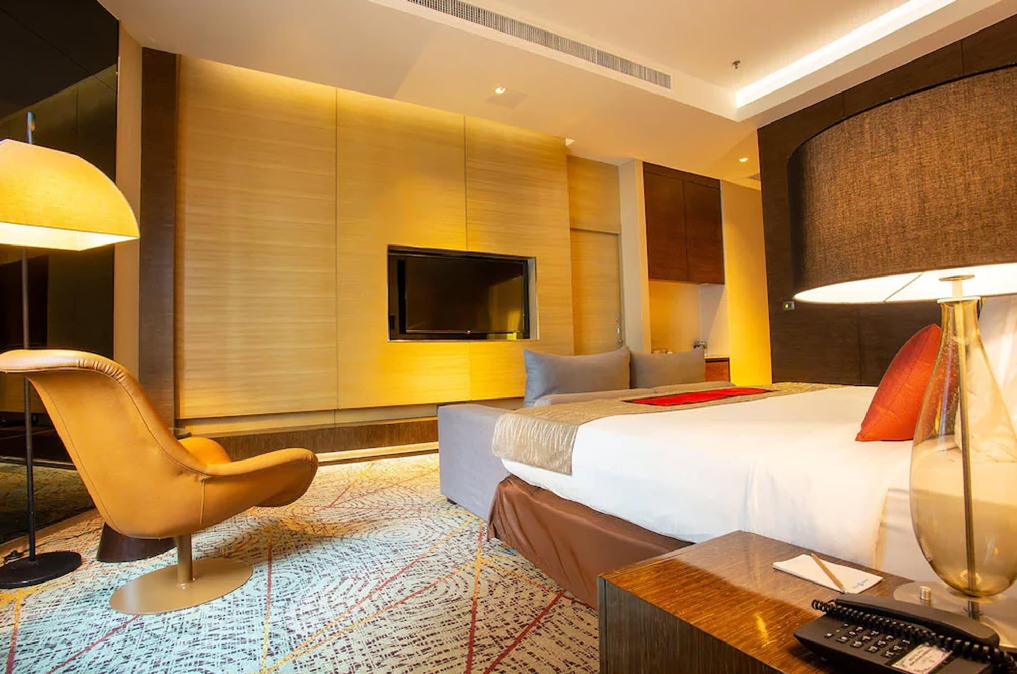 Graceland Bangkok By Grace Hotel - Sha Extra Plus Extérieur photo