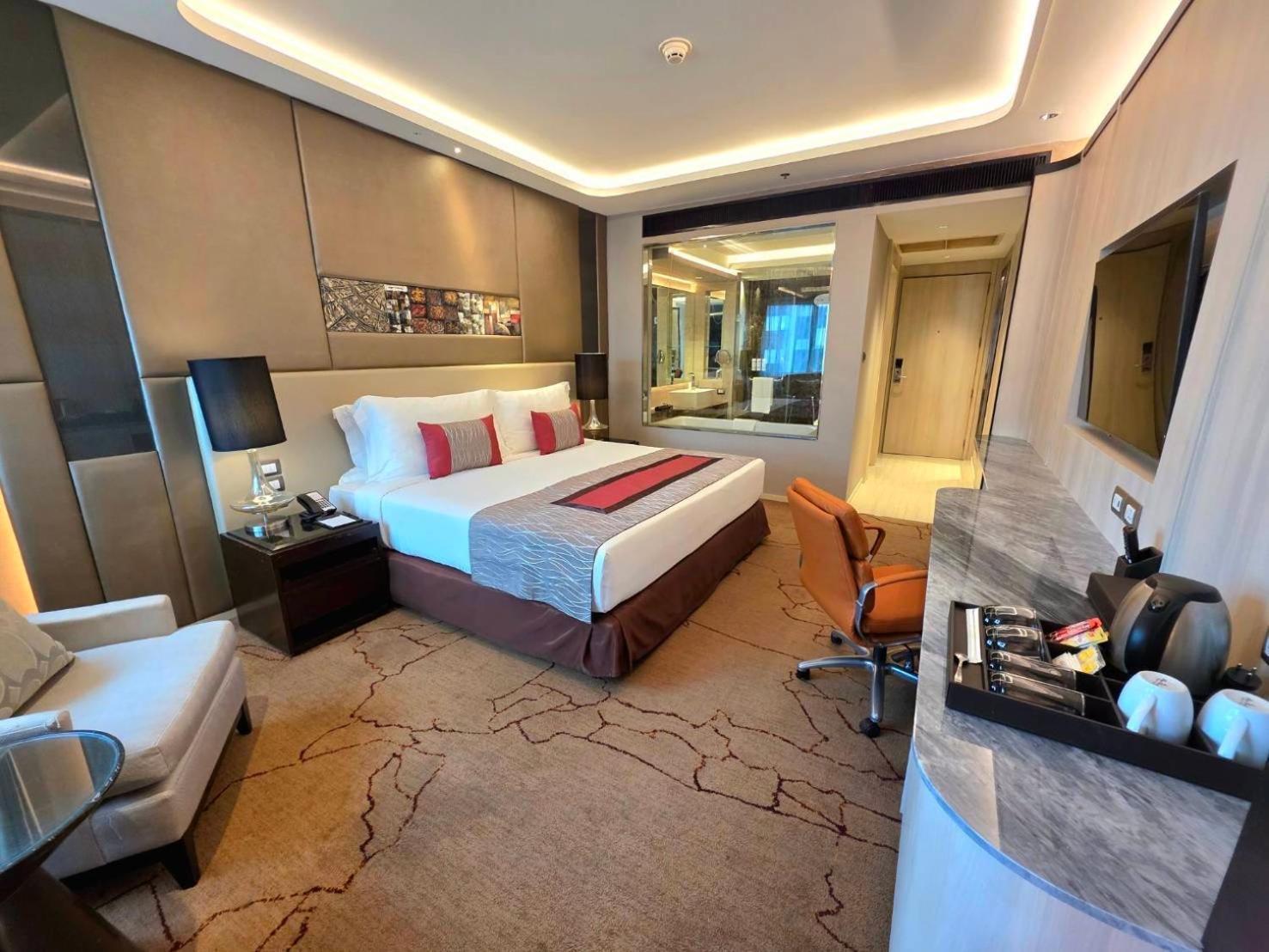 Graceland Bangkok By Grace Hotel - Sha Extra Plus Extérieur photo