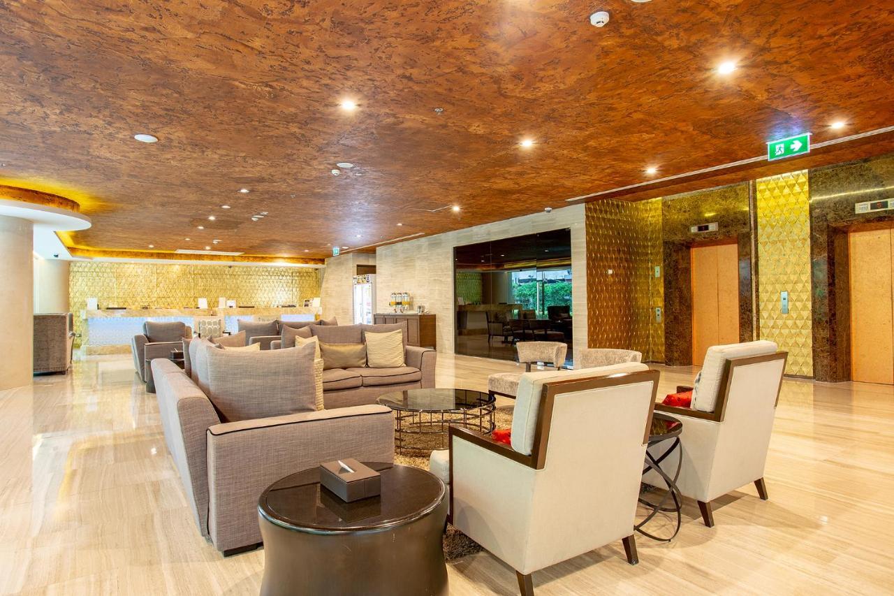Graceland Bangkok By Grace Hotel - Sha Extra Plus Extérieur photo